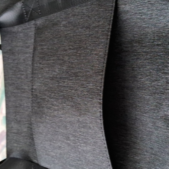 NWOT 16"W×15"L×13"H Fully Ventilated All-Pet Carrier with Lots of Extras 💜🩷💙 - Picture 9 of 10